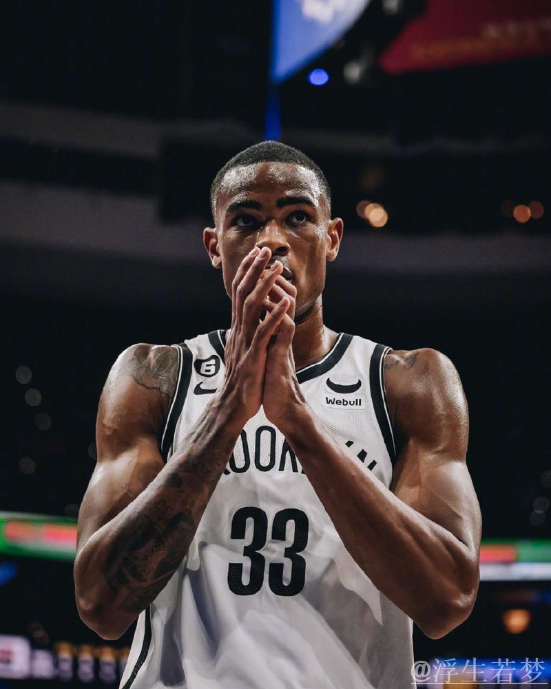 篮网力克鹈鹕 克拉克斯顿获三双成就六连败